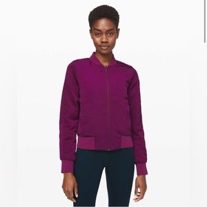 Lululemon Non Stop Bomber sz 8 Marvel